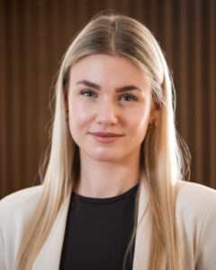 Authentische Business-Porträts – Beispielaufnahme von Melina K.