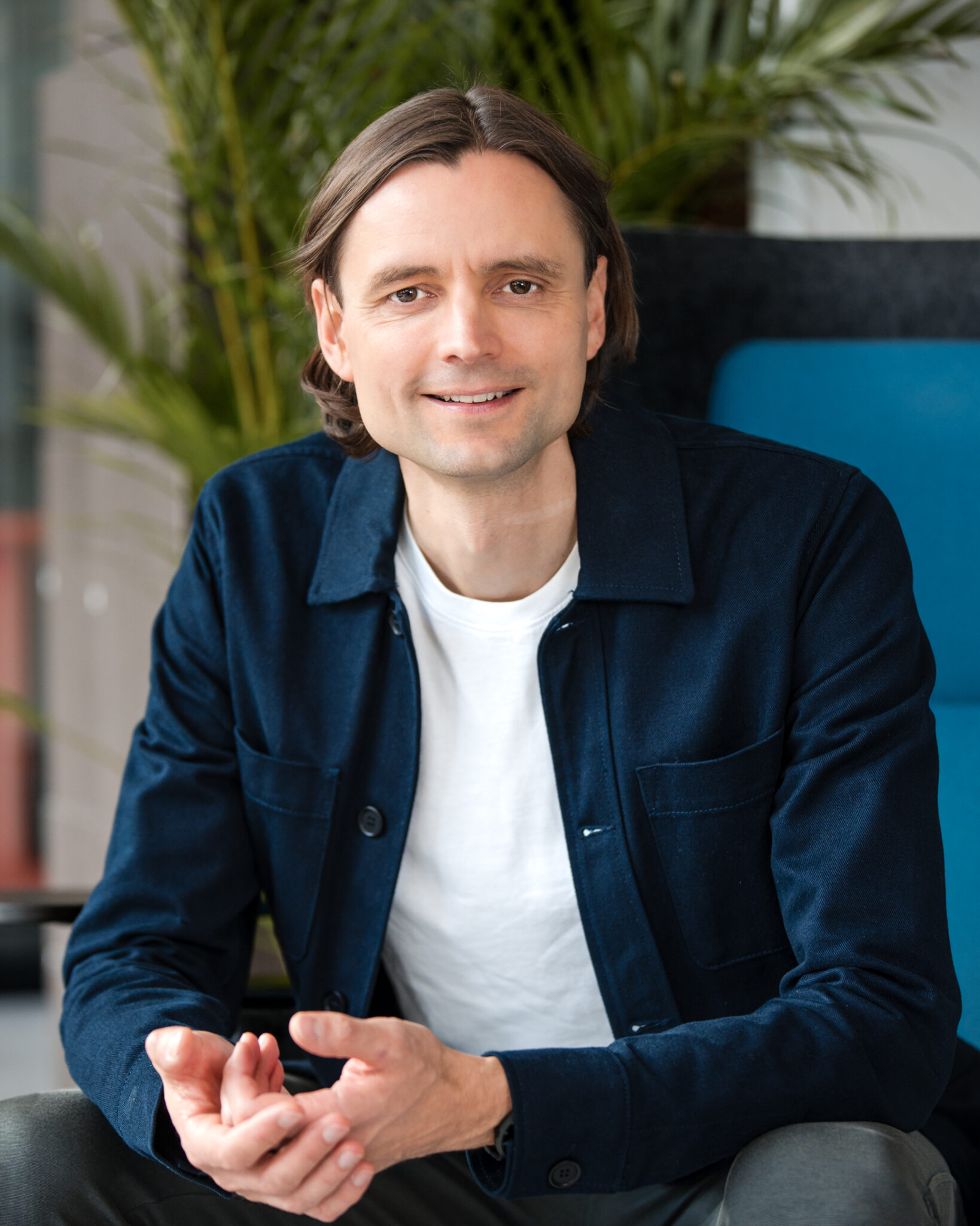 Authentisches Businessportrait in Rostock von einem Selbstständigen