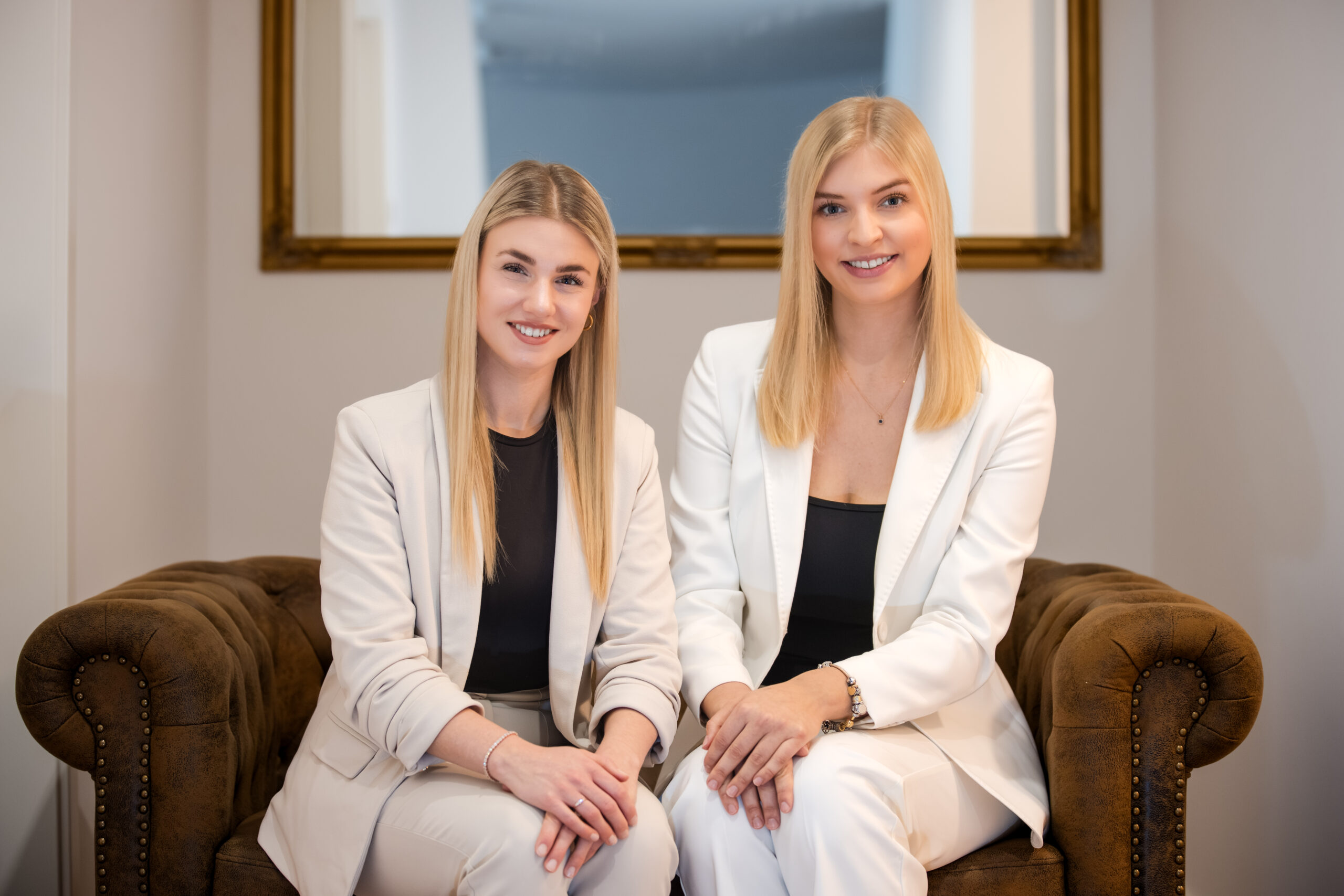 Authentisches Business-Portrait als Teamfoto